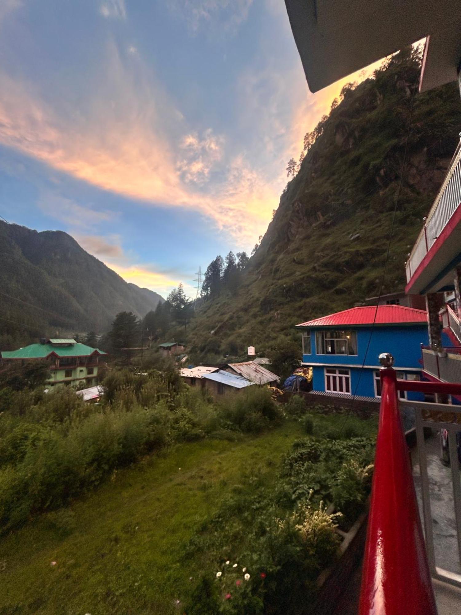 Formosa Hostel & Cafe Kasol Extérieur photo