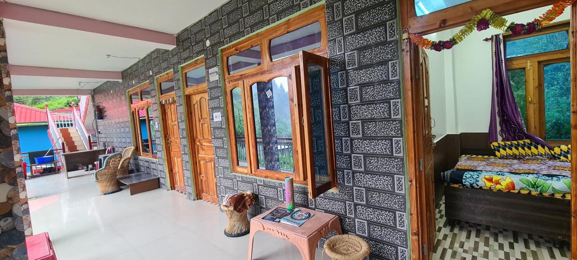 Formosa Hostel & Cafe Kasol Extérieur photo